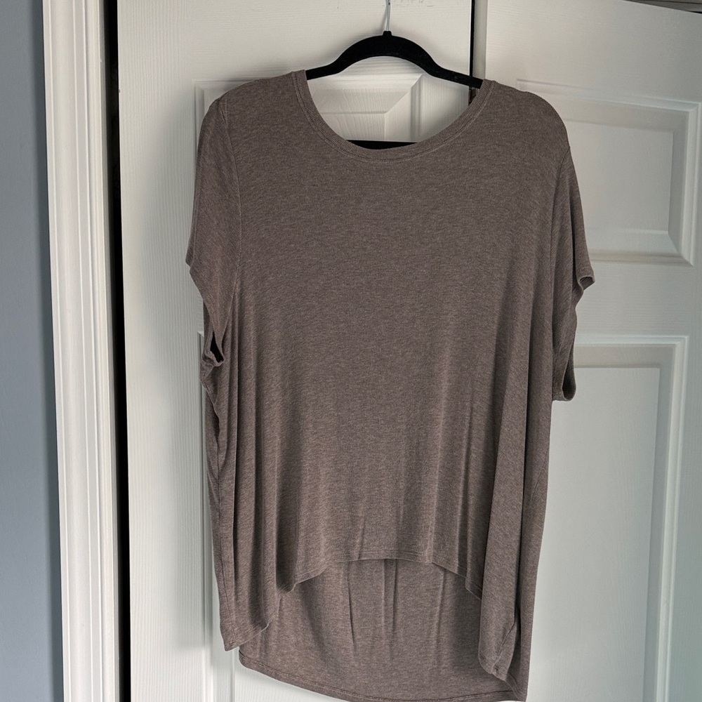 Athleta Women's Taupe Short Sleeve Tee